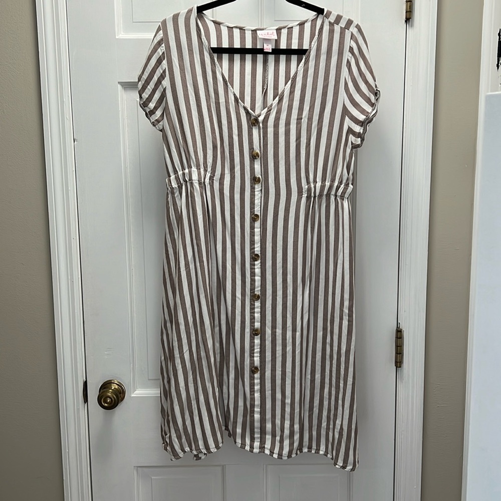 Isabel maternity dress size M